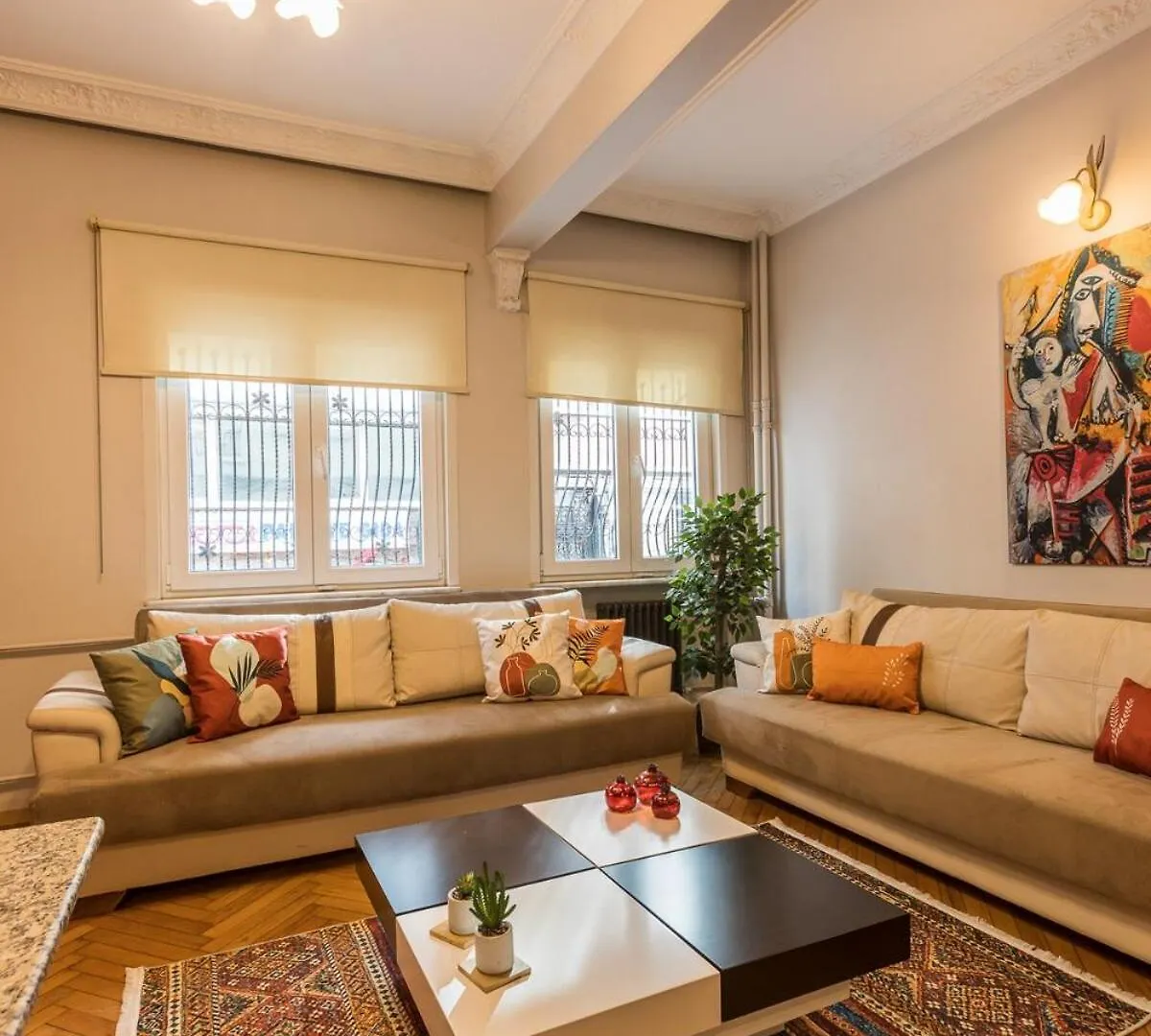 Apartament Stylish 1Br Near Taksim & Bosphorus W Great Design Stambuł